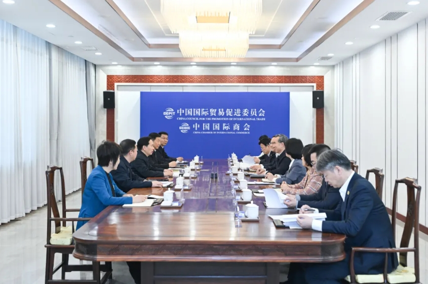 任鸿斌会见陕西省委书记赵一德一行