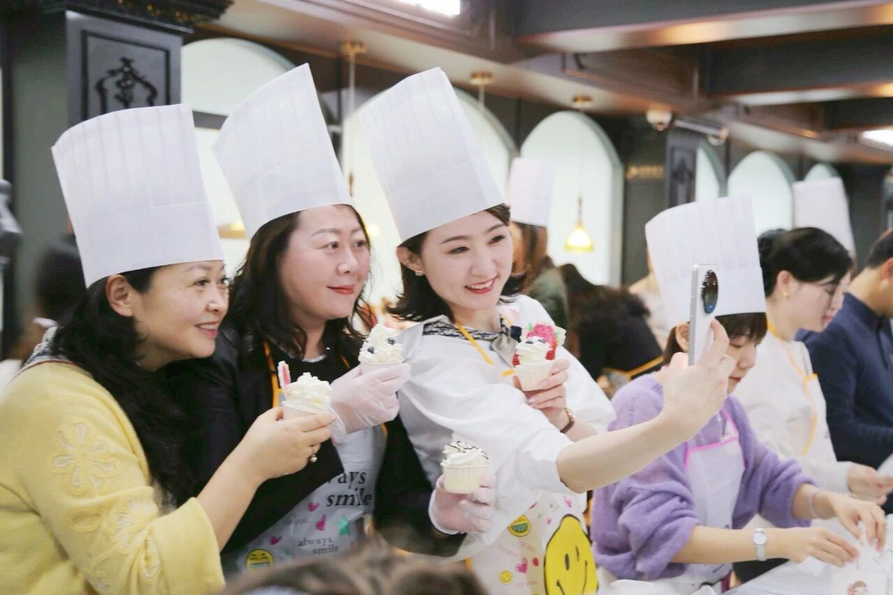 中国国际商会会员系列活动——“商界她力量·烘焙时光”主题交流成功举办