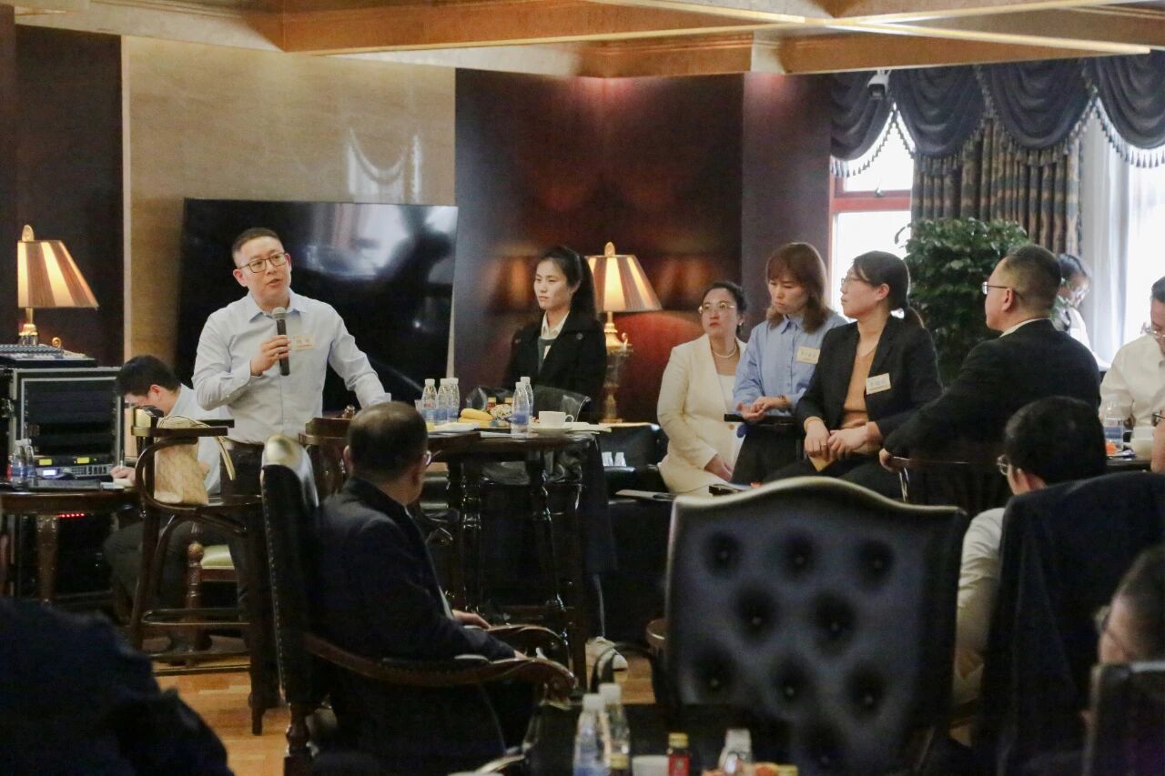 中国国际商会会员系列活动——“青年企业家沙龙·春日咖叙会”成功举办